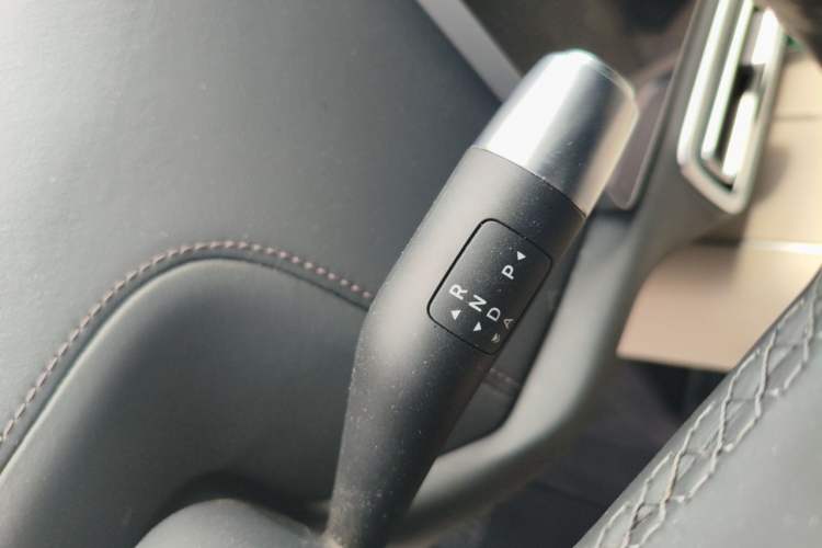 Used Li Auto L8 2023 Pro Model Gear Lever