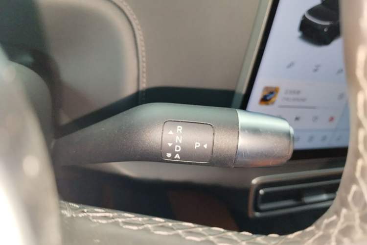 Used Li Auto L8 2023 Pro Model Gear Lever
