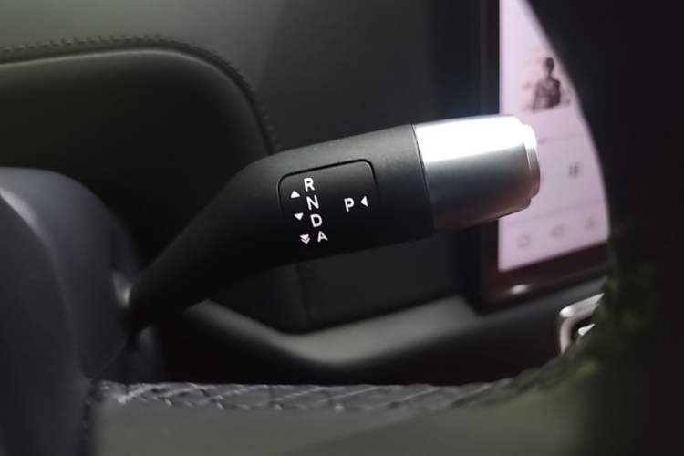 Used Li Auto L8 2023 Pro Model Gear Lever