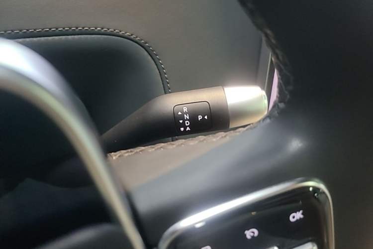 Used Li Auto L8 2023 Pro Model Gear Lever