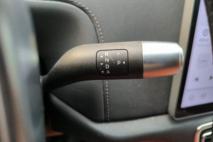 Used Li Auto L8 2023 Pro Model Gear Lever