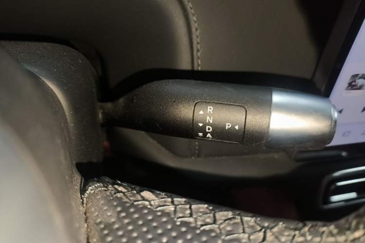 Used Li Auto L8 2023 Pro Model Gear Lever
