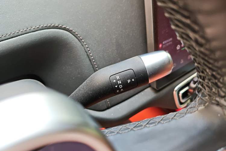 Used Li Auto L8 2023 Pro Model Gear Lever
