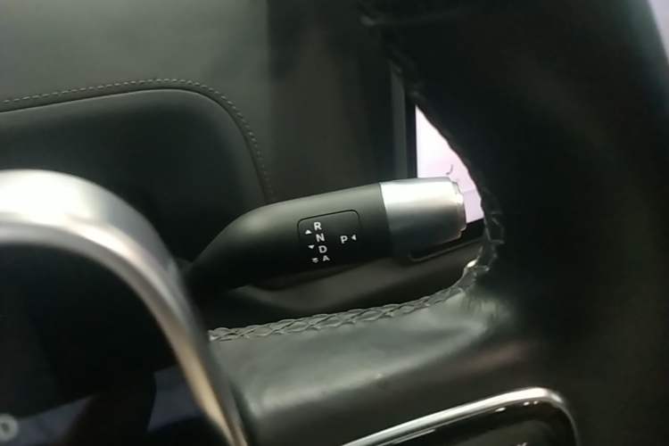 Used Li Auto L8 2023 Pro Model Gear Lever