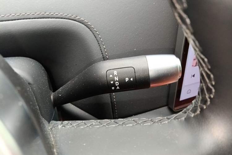 Used Li Auto L8 2023 Pro Model Gear Lever