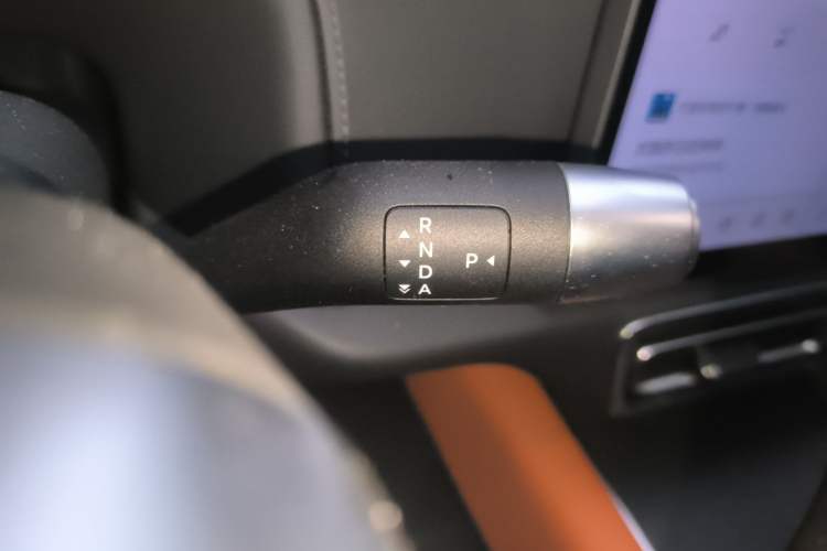 Used Li Auto L8 2023 Pro Model Gear Lever