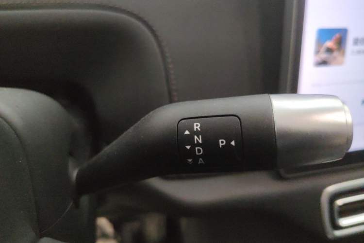 Used Li Auto L8 2023 Pro Model Gear Lever