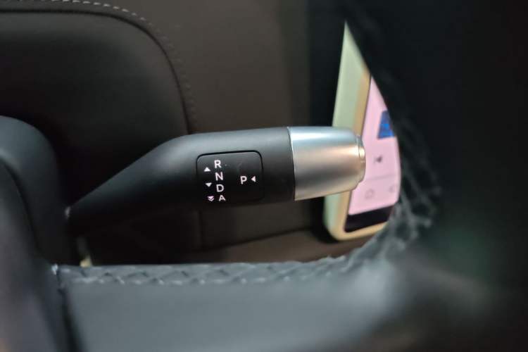 Used Li Auto L8 2023 Pro Model Gear Lever
