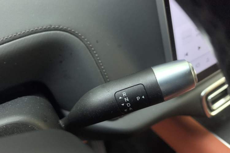 Used Li Auto L8 2023 Max model Gear Lever