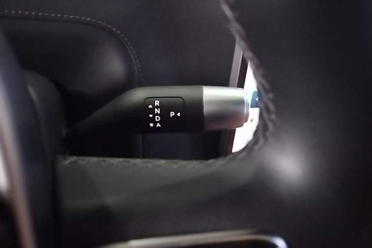 Used Li Auto L8 2023 Max model Gear Lever