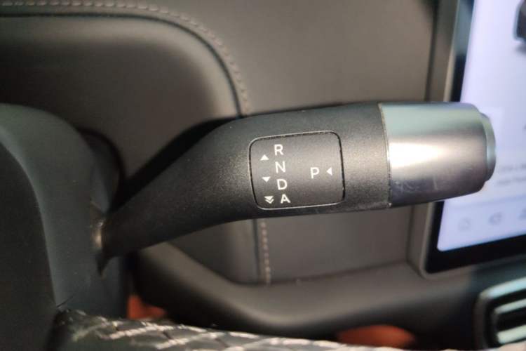 Used Li Auto L8 2023 Pro Model Gear Lever