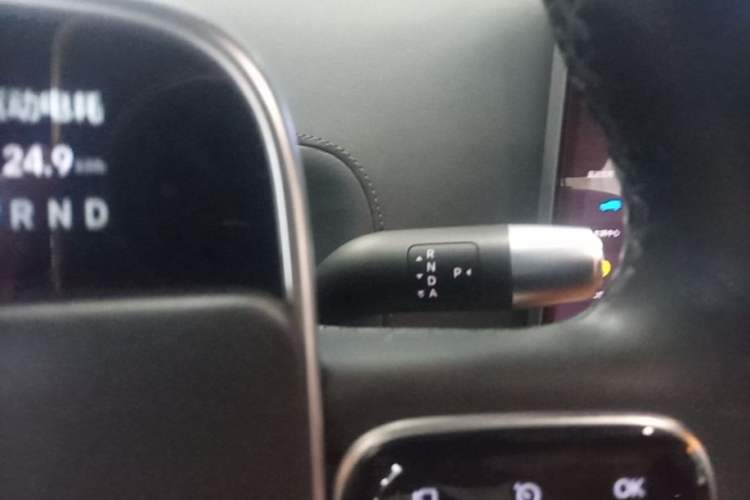 Used Li Auto L8 2023 Pro Model Gear Lever