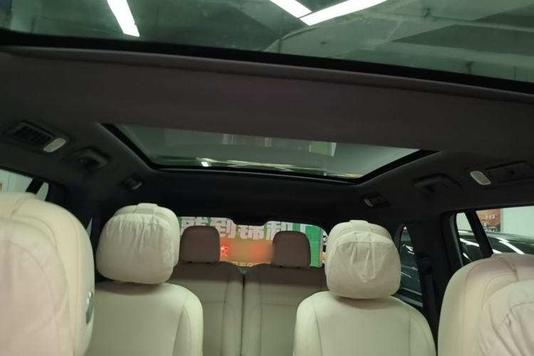 Used Li Auto L8 2023 Pro Model Headliner