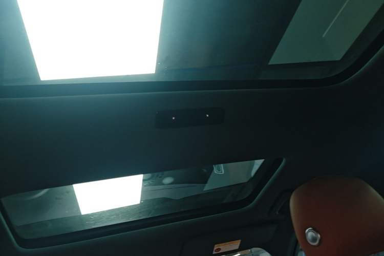 Used Li Auto L8 2023 Pro Model Headliner