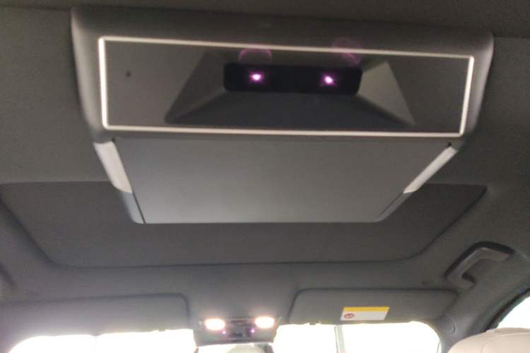 Used Li Auto L8 2023 Pro Model Headliner