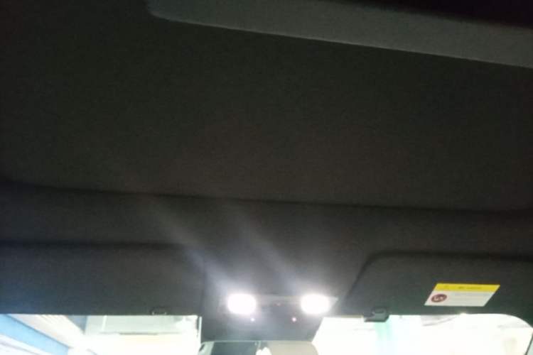 Used Li Auto L8 2023 Pro Model Headliner