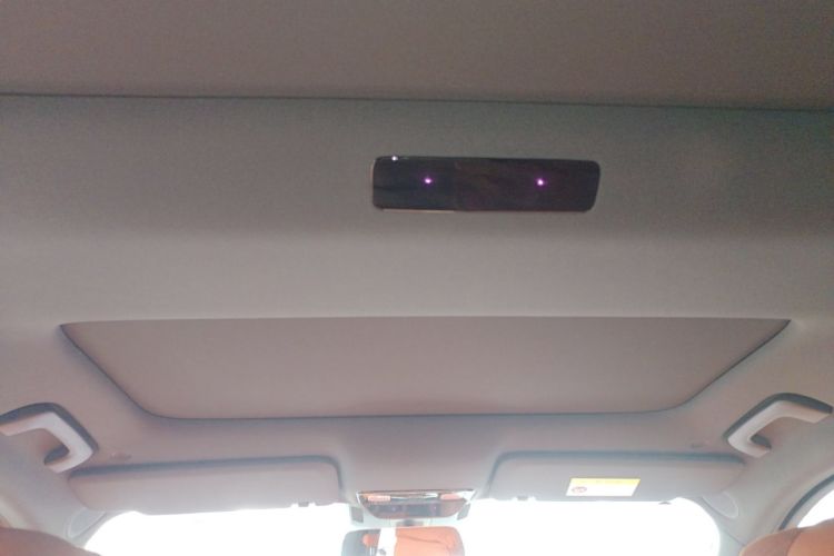 Used Li Auto L8 2023 Pro Model Headliner