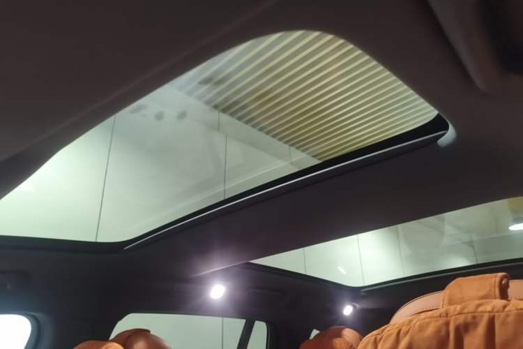 Used Li Auto L8 2023 Pro Model Headliner