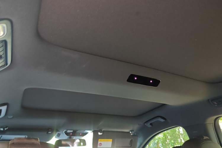 Used Li Auto L8 2023 Air model Headliner