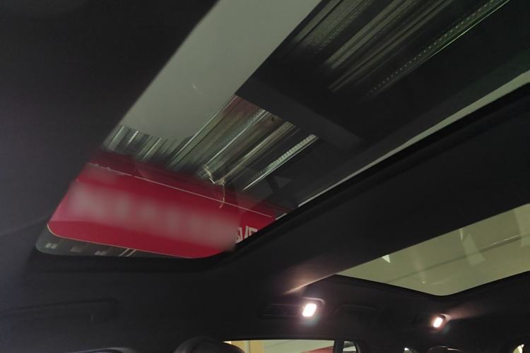 Used Li Auto L8 2023 Pro Model Headliner
