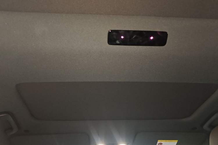 Used Li Auto L8 2023 Pro Model Headliner