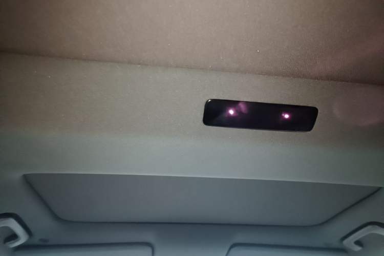Used Li Auto L8 2023 Pro Model Headliner