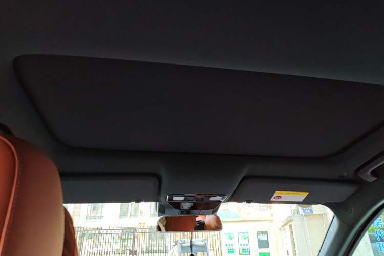 Used Li Auto L8 2023 Pro Model Headliner