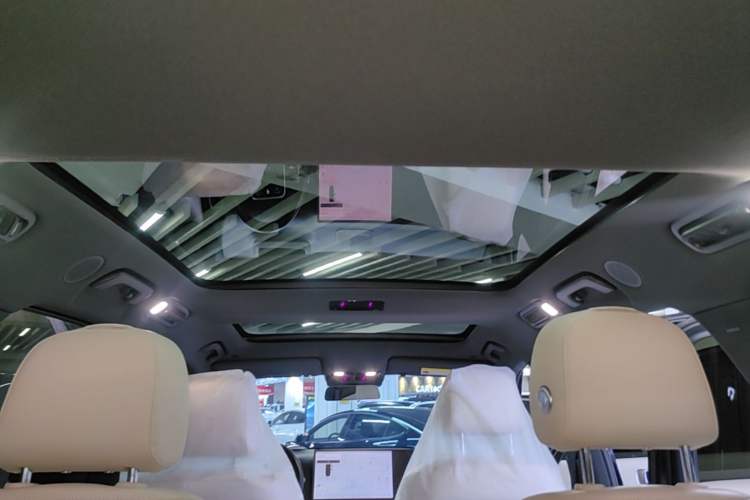 Used Li Auto L8 2023 Pro Model Headliner