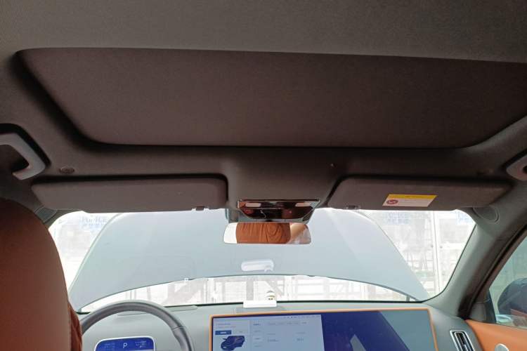 Used Li Auto L8 2023 Air model Headliner