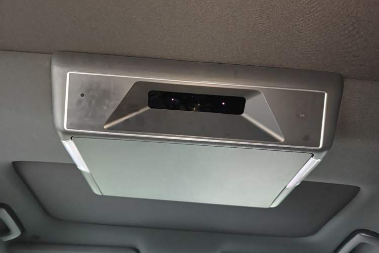 Used Li Auto L8 2023 Pro Model Headliner
