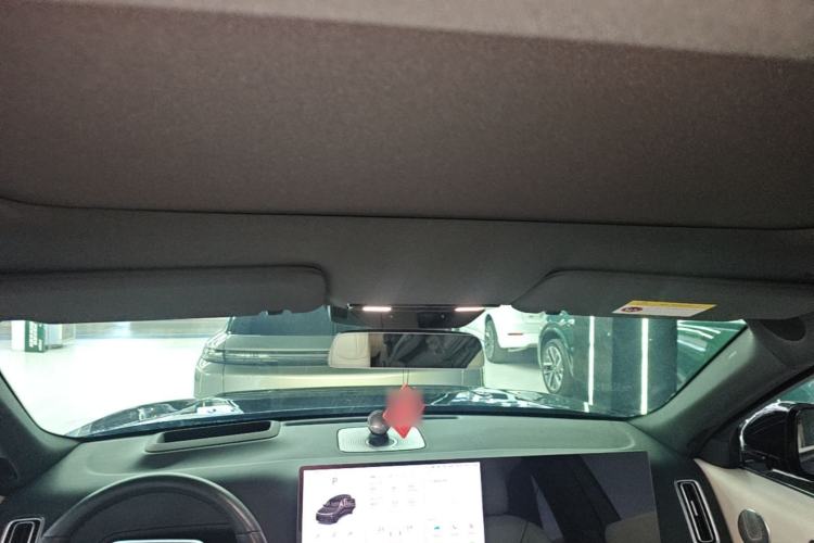 Used Li Auto L8 2023 Pro Model Headliner