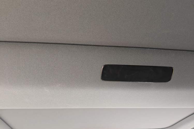 Used Li Auto L8 2023 Pro Model Headliner