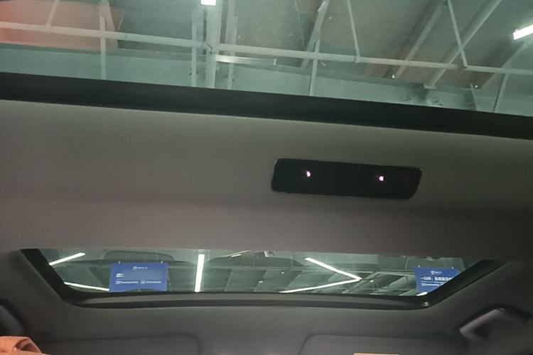 Used Li Auto L8 2023 Pro Model Headliner