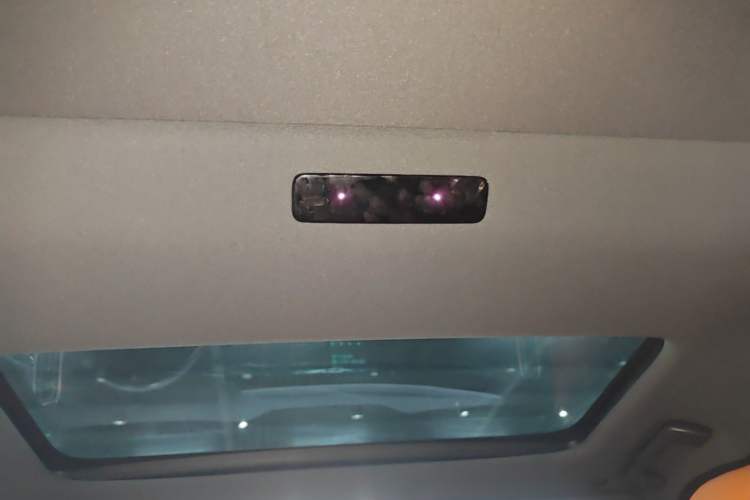 Used Li Auto L8 2023 Pro Model Headliner