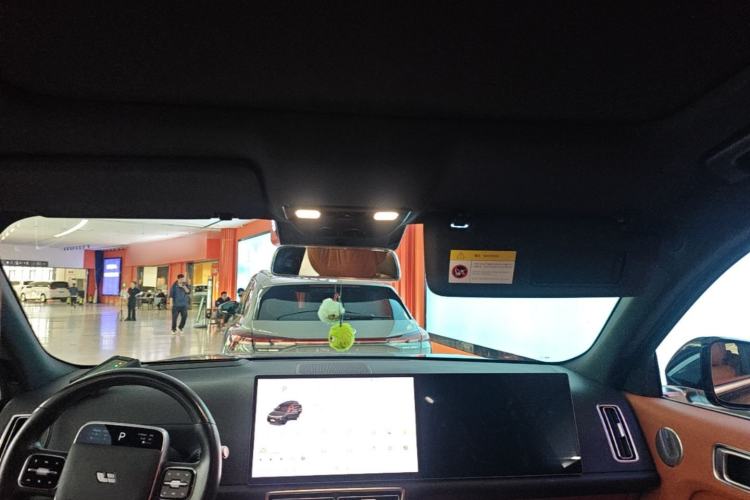 Used Li Auto L8 2023 Pro Model Headliner