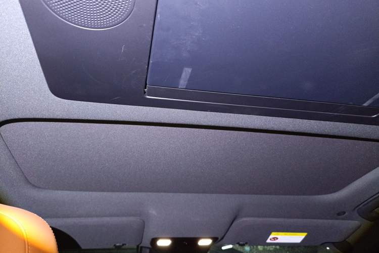 Used Li Auto L8 2023 Max model Headliner