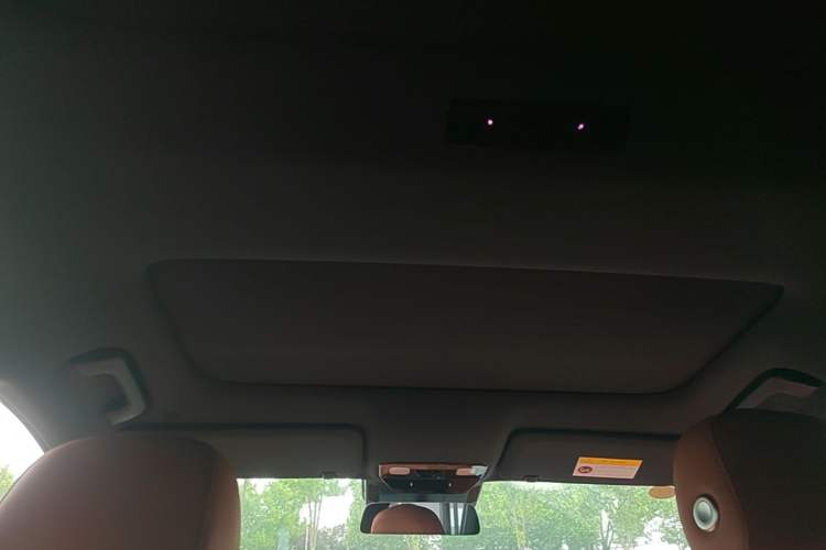 Used Li Auto L8 2023 Pro Model Headliner