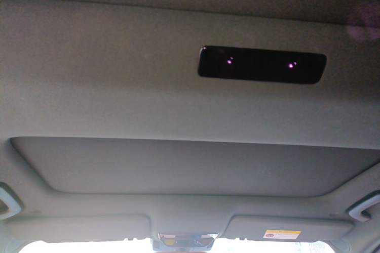 Used Li Auto L8 2023 Pro Model Headliner