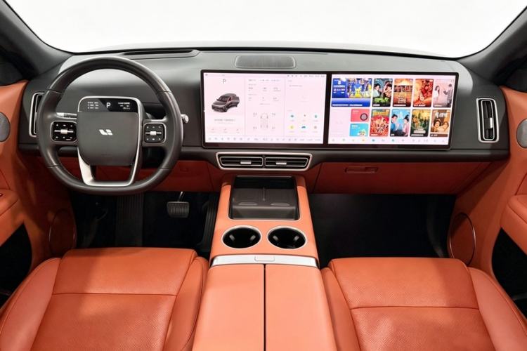 Used Li Auto L8 2023 Pro Model Interior 1