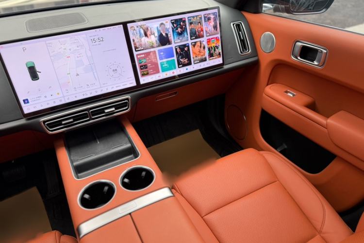 Used Li Auto L8 2023 Pro Model Interior 1
