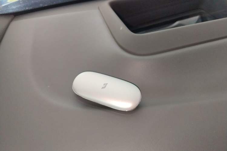 Used Li Auto L8 2023 Pro Model Interior 1