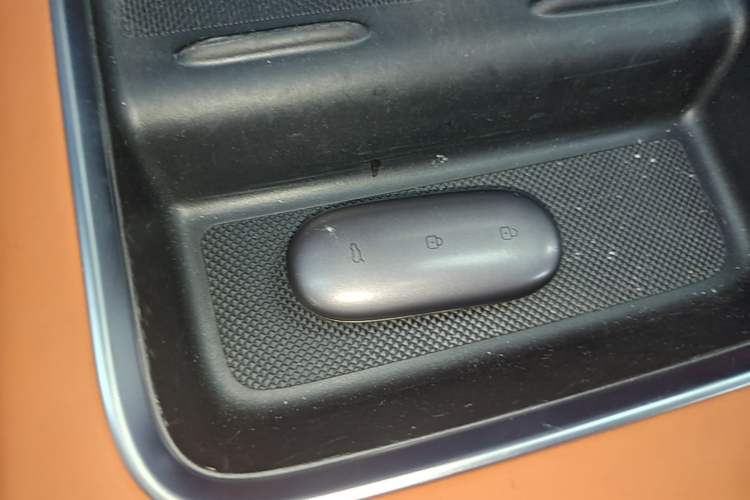 Used Li Auto L8 2023 Pro Model Interior 1
