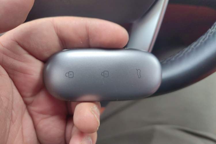 Used Li Auto L8 2023 Pro Model Interior 1