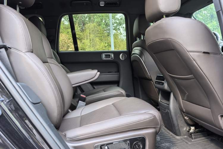 Used Li Auto L8 2023 Air model Interior 10