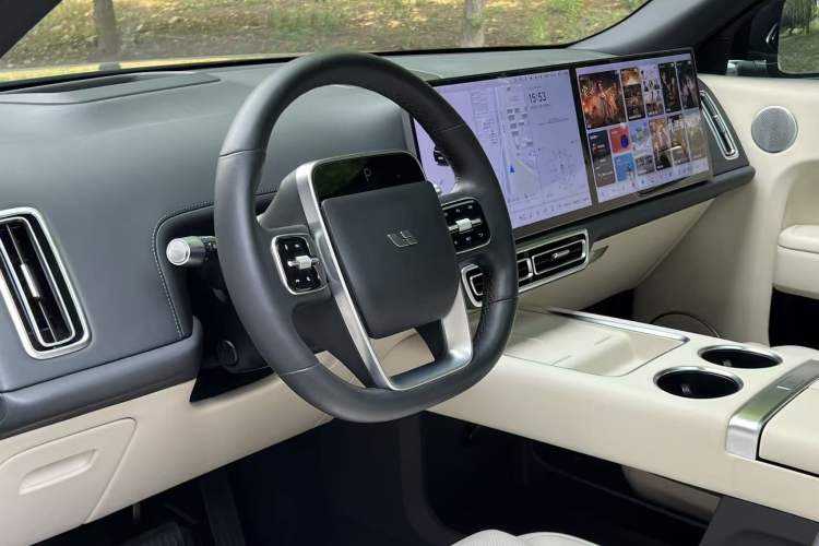Used Li Auto L8 2023 Max model Interior 2