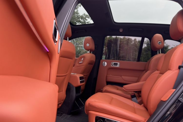 Used Li Auto L8 2023 Pro Model Interior 2