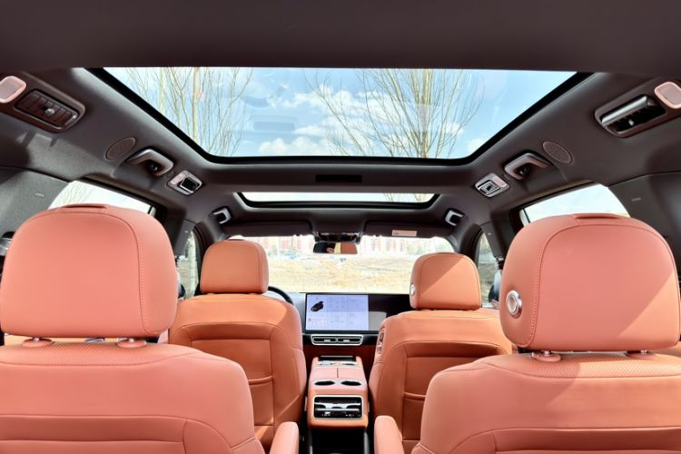 Used Li Auto L8 2023 Pro Model Interior 2