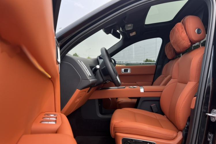 Used Li Auto L8 2023 Max model Interior 3