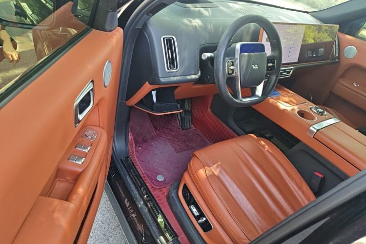 Used Li Auto L8 2023 Pro Model Interior 3