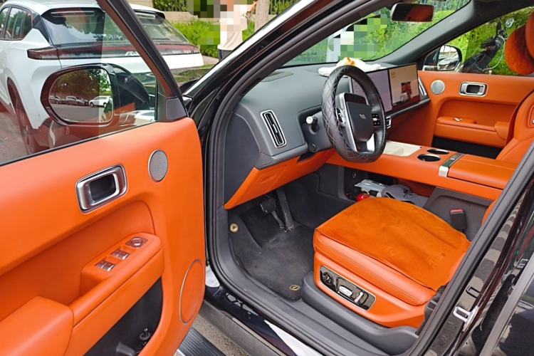 Used Li Auto L8 2023 Pro Model Interior 3